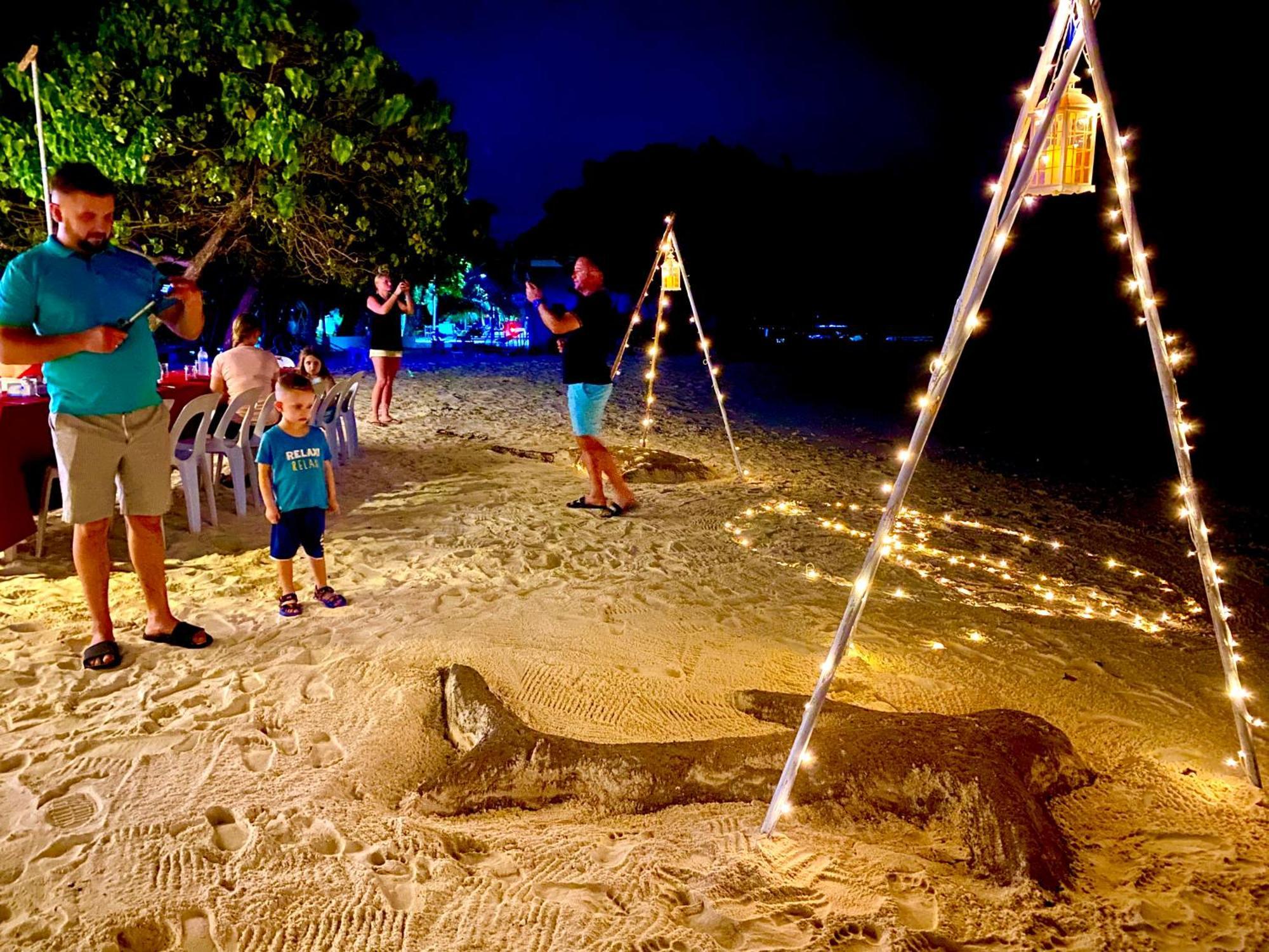 Viva Beach Maldives Hangnaameedhoo Exterior foto